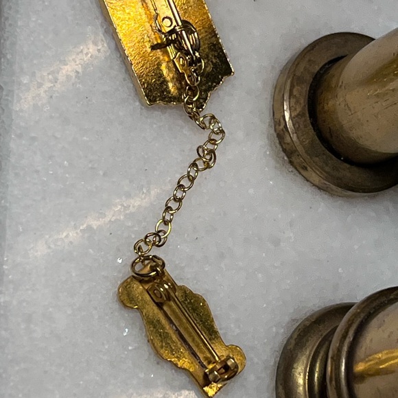 Gold and Blue Accompanist Band Clarinet Lapel Pin - Picture 2 of 6